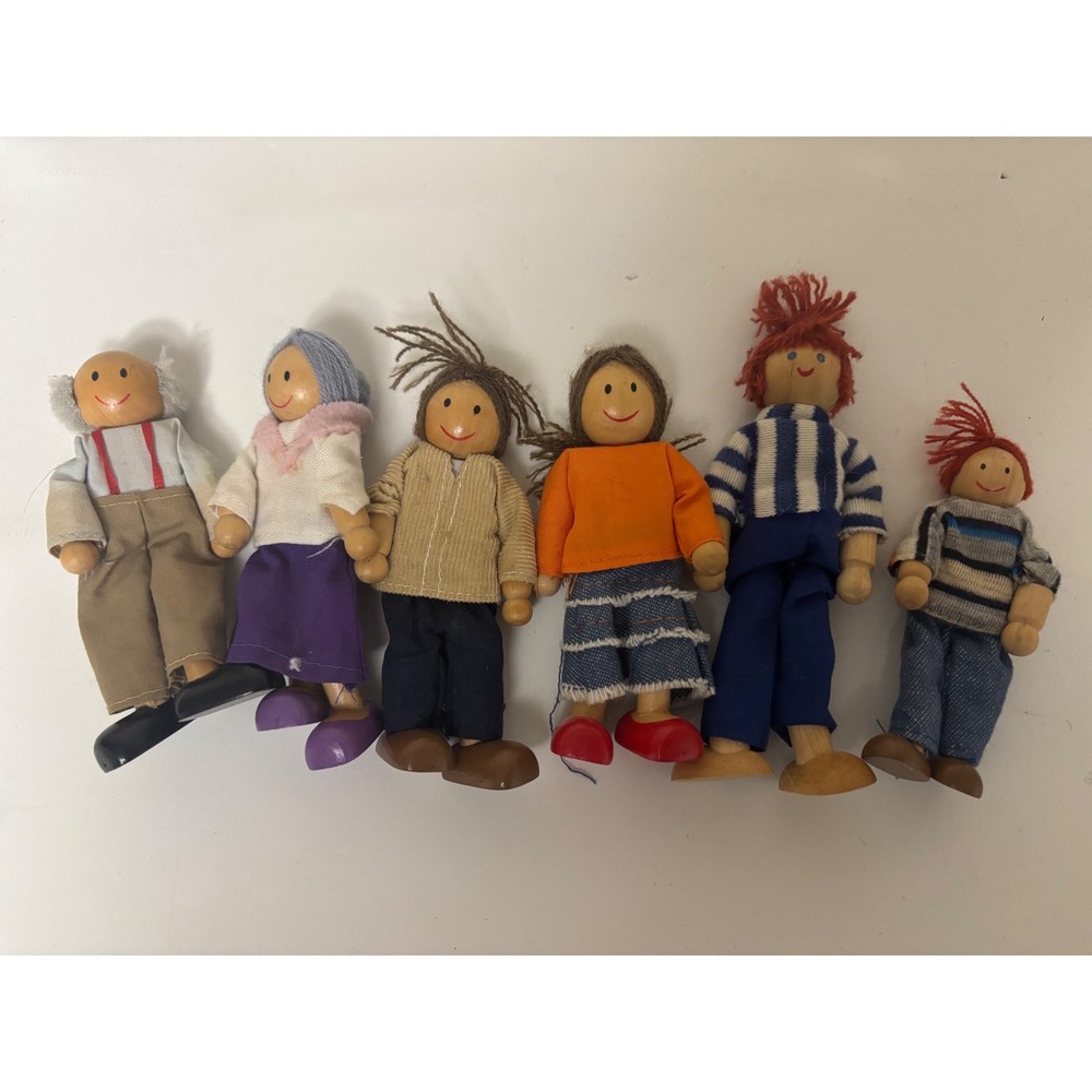 Wooden Dollhouse Family People Set 6 Poseable Figures Grandparents Parents Kids